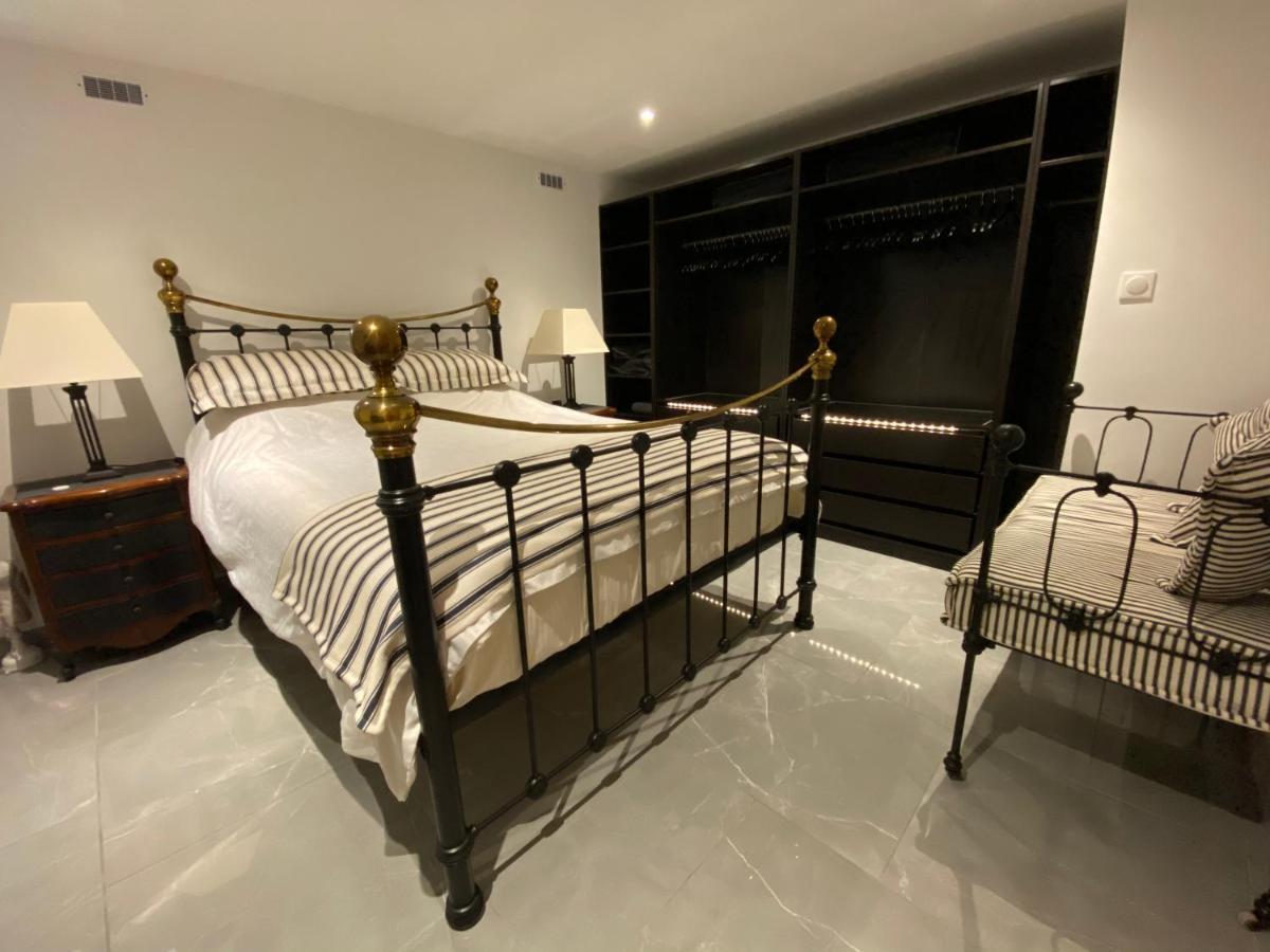 Amity. Exclusive Poolside Garden Apartment Sarlat-la-Canéda Eksteriør bilde